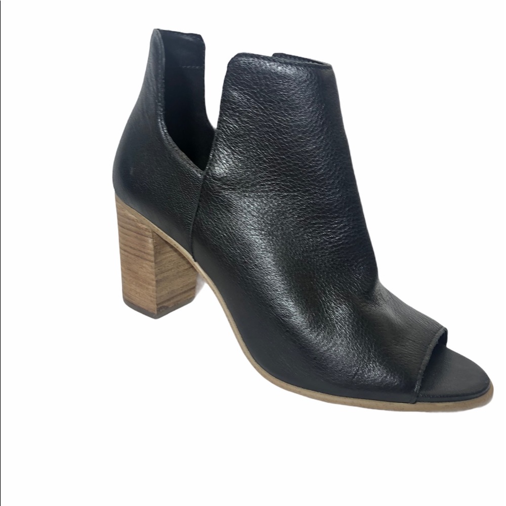 Like New Steve Madden ankle boots
